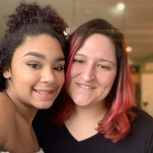 Meet your Posher, Roxanne